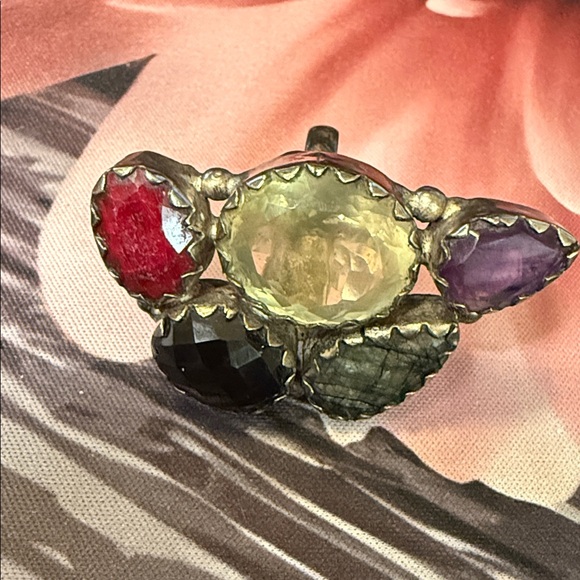 Multi-Stone Silver Ring- size 7 - Picture 5 of 5